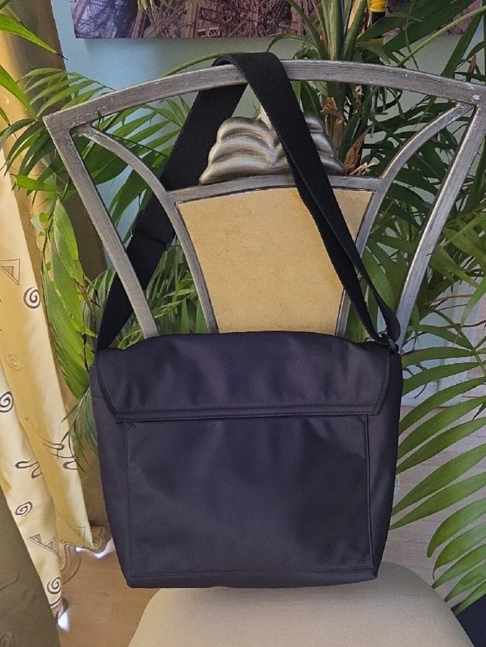 Kate spade black nylon messenger bag with adjustable strap ♥️